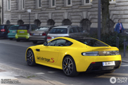Spottée: une magnifique Aston Martin V12 Vantage S jaune