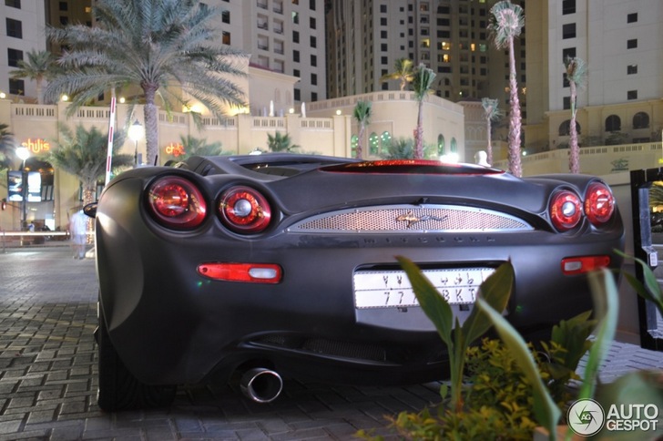 Mitsuoka Orochi blijft een verrassende verschijning