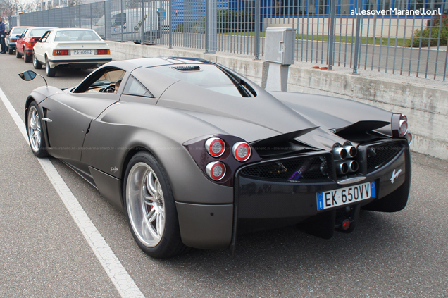 Reisverslag: een bezoek aan de fabriek van Pagani
