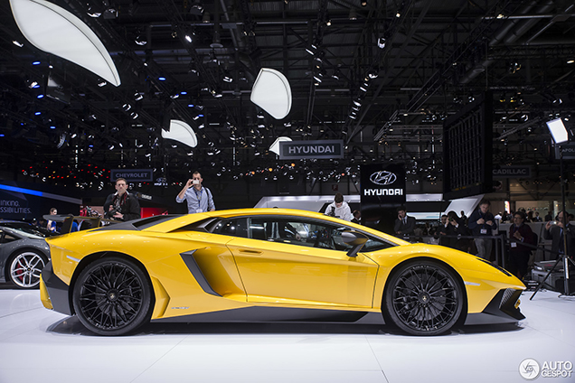 Prijskaartje voor de lage landen voor Aventador Superveloce is niet mis