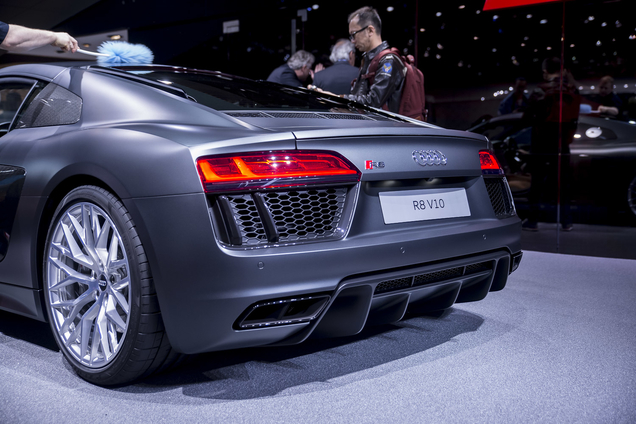 Geneva 2015: the new Audi R8