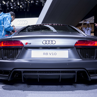 Geneva 2015: the new Audi R8