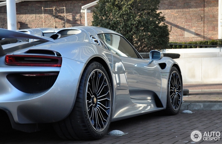 Spot van de dag: wederom een Porsche 918 Spyder