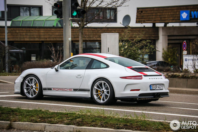 Gespot: Porsche 911 R