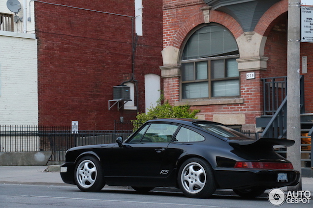 Gespot: Porsche 964 Carrera RS America