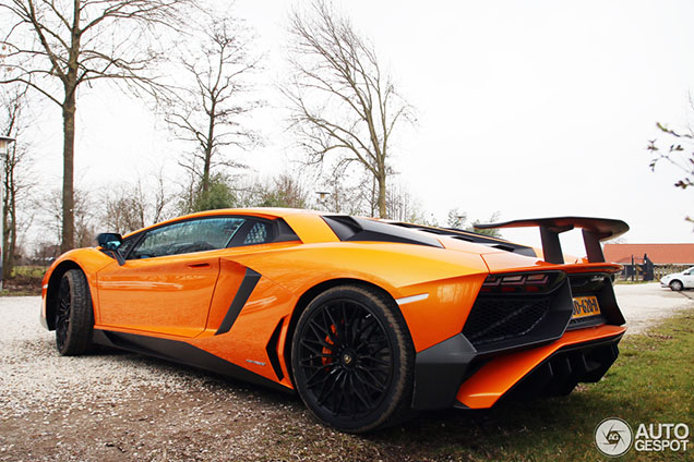 Spot van de dag: Lamborghini Aventador LP750-4 SuperVeloce