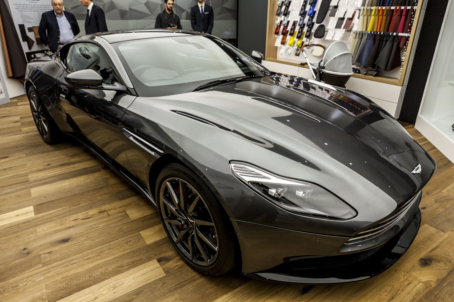 Genève 2016: Aston Martin DB11