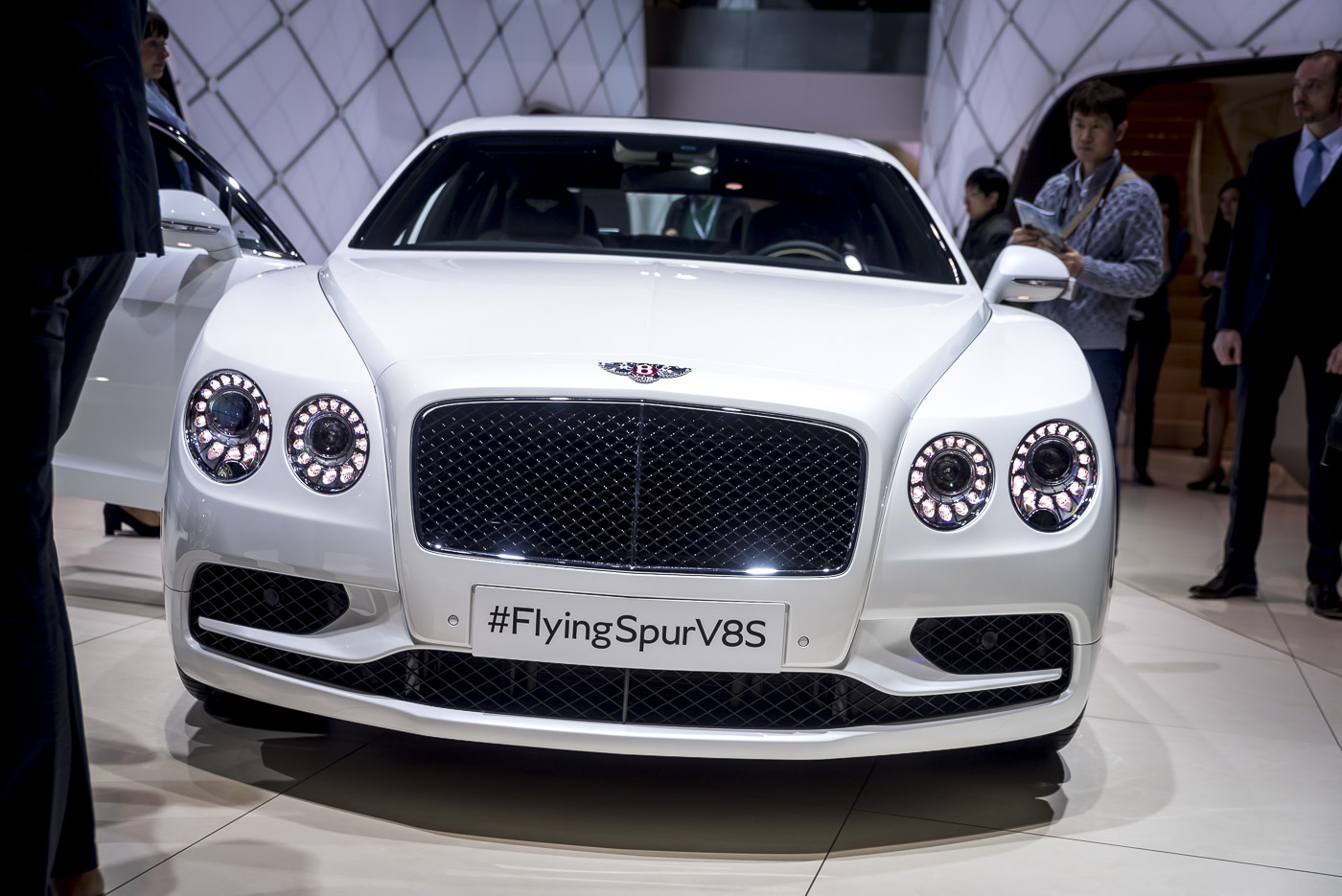 Genève 2016: Bentley Flying Spur V8 S