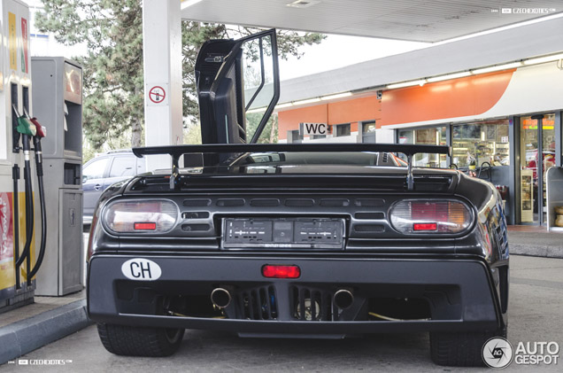 Topspot: de legendarische Bugatti EB 110 GT