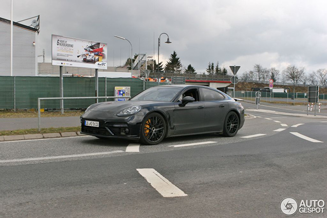 Spyshots: vernieuwde Porsche Panamera Turbo 