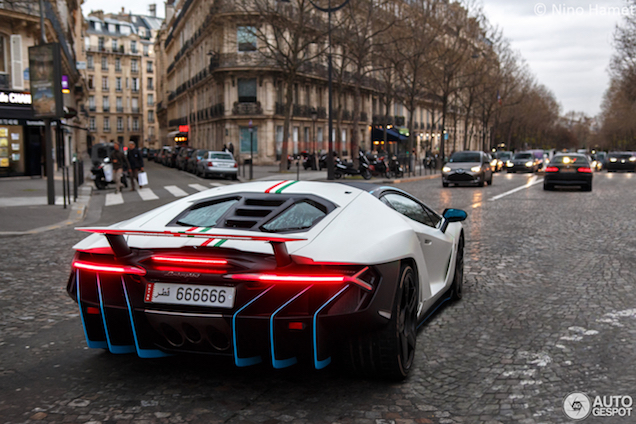 Topspot: Lamborghini Centenario doet Parijs aan