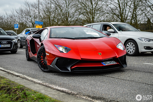 Spot van de dag: Lamborghini Aventador LP750-4 SuperVeloce