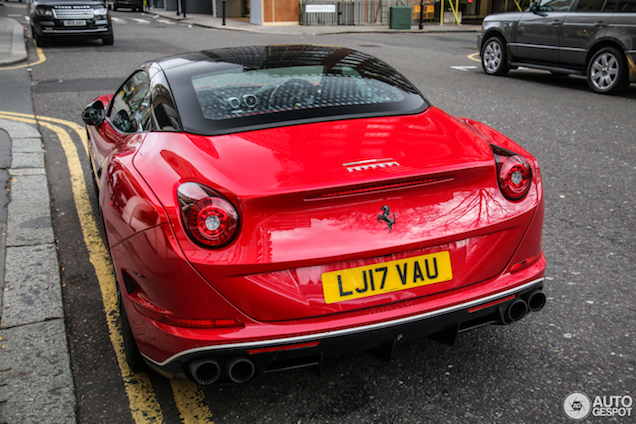 Bijzonder stoere Ferrari California T gespot