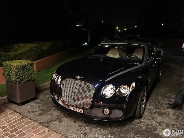 Op de helft met de Bentley Continental GTZ 