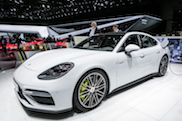 Geneva 2017: Porsche Panamera Turbo S E-Hybrid