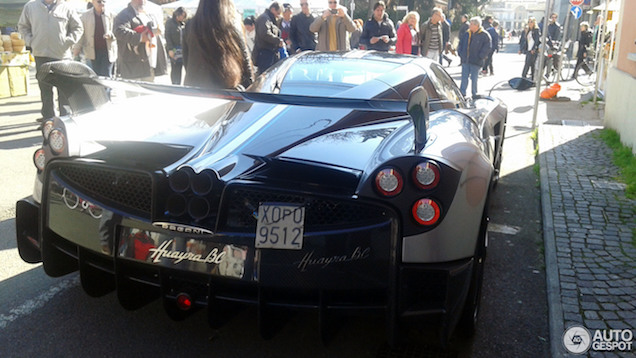 Pagani Huayra BC trekt volop de aandacht