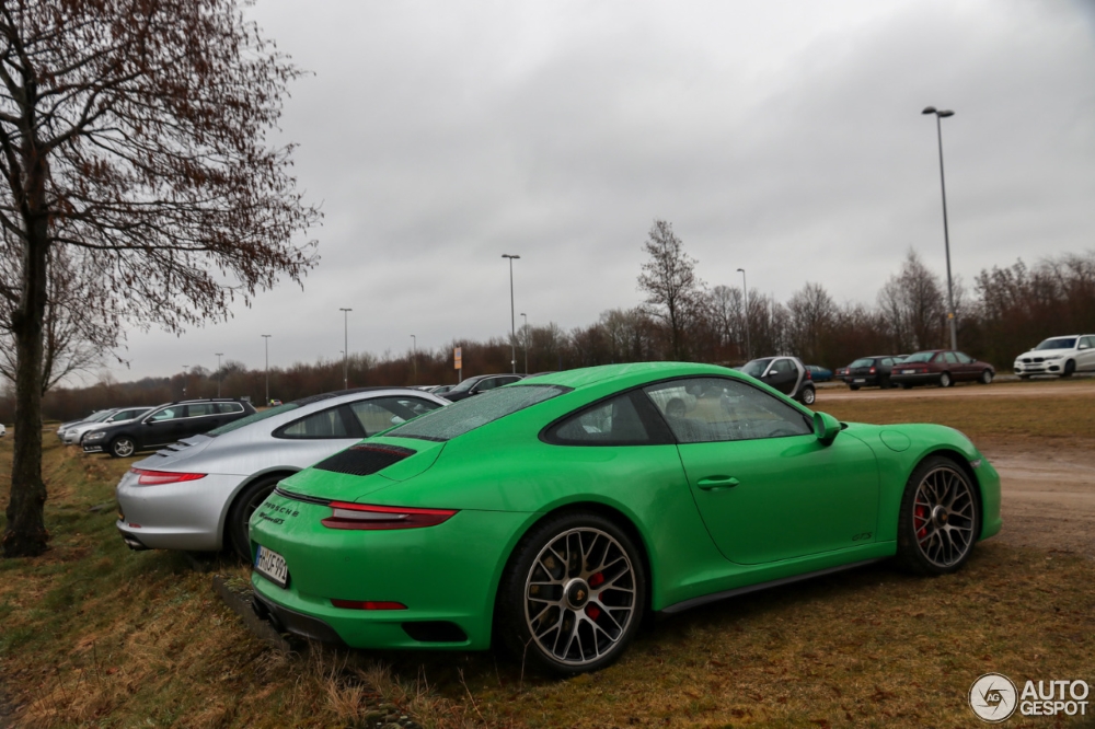 Opvallende Carrera GTS in Essen