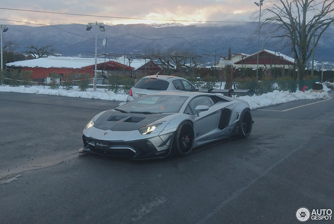 Liberty Walk Lamborghini gespot in aanloop naar Genève
