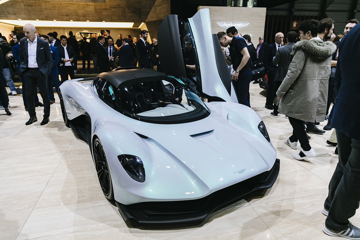 Genève 2019: Aston Martin RB-003 is auto uit de toekomst