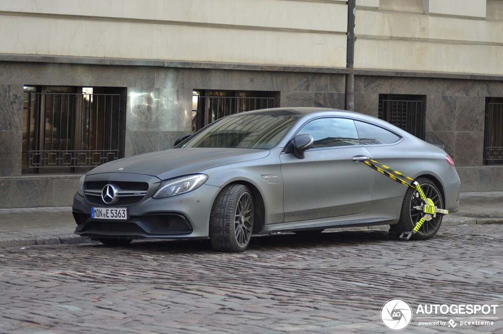 Mercedes-AMG C 63 S Coupé heeft heftige wielklem