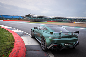 Aston Martin Vantage F1 Edition geeft je de safety car ervaring