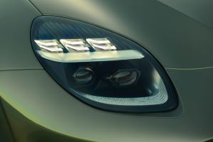 Aston Martin Vanquish Volante: The ultimate convertible