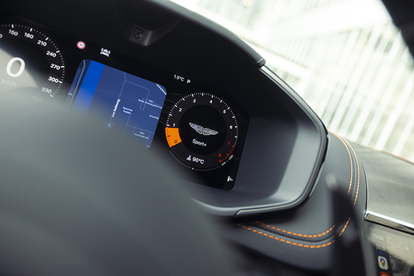 Gereden: Aston Martin DBX S