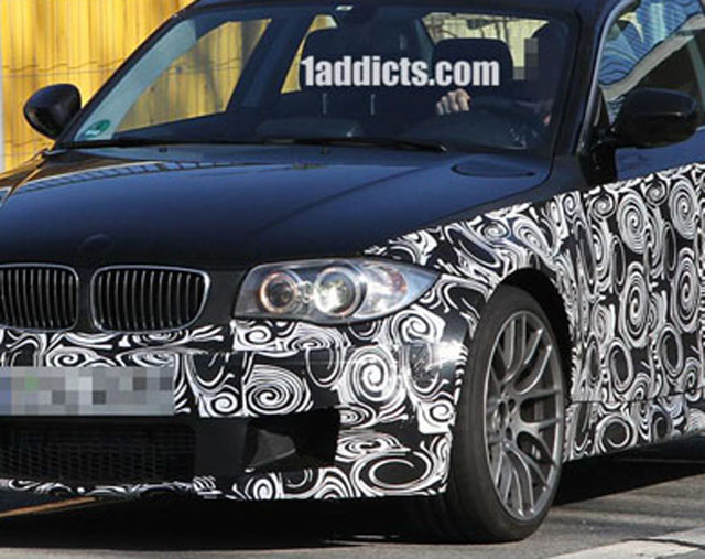 Spyshots: BMW M1