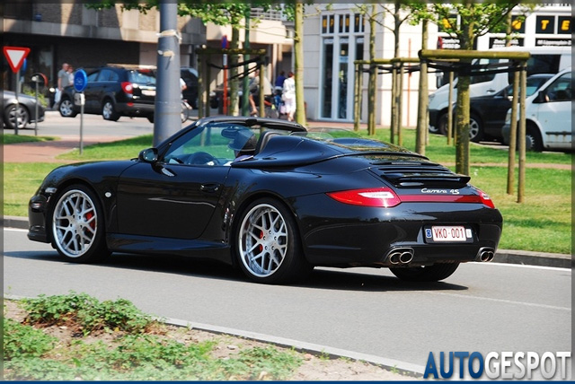 Strange sighting: Porsche 997 Carrera 4S Cabriolet MkII in Knokke-Heist