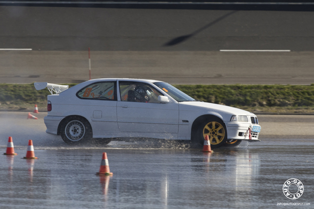 Reportage: Autogespot krijgt driftcursus bij Prodrive