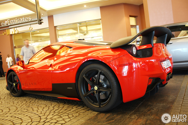 De spoiler telt mee! Ferrari 458 Milano in Dubai