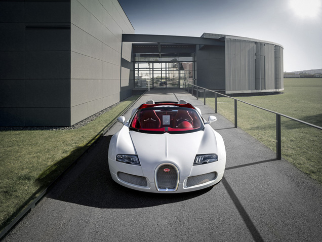 Tweede 'breekbare' Bugatti: Veyron 16.4 Grand Sport “Wei Long”