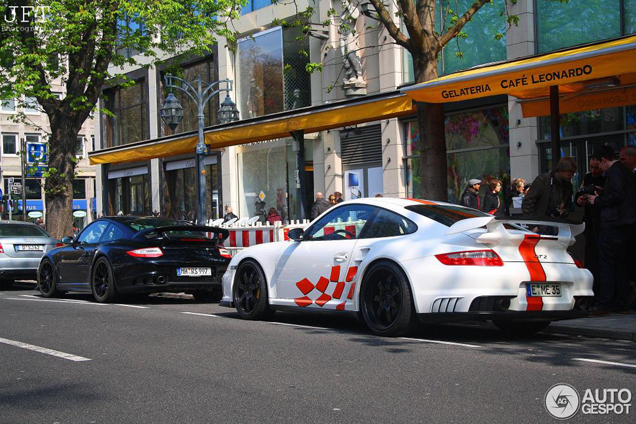 De Königsallee leeft op: Porsche 997 GT2 Wimmer en GT2 RS samen gespot! 