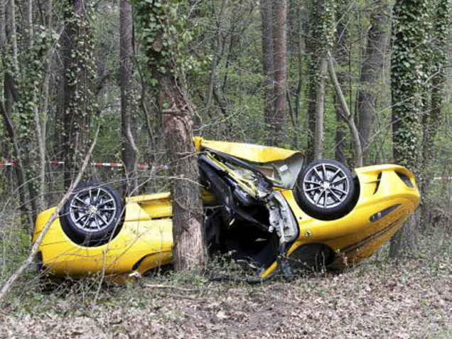 Twee doden bij crash Ferrari 430 Scuderia