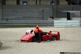 Ferrari F40 maakt uitstapje in grindbak op Circuit Assen