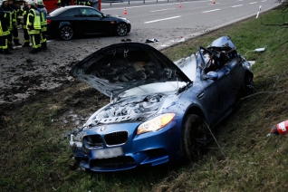 Goed kapot: BMW M5 F10 gecrasht