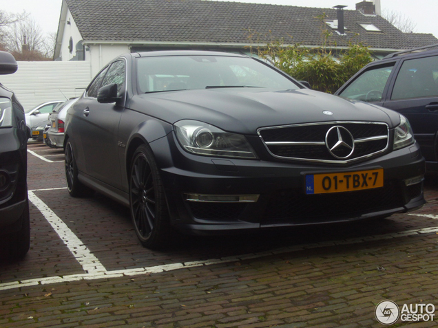 Gespot: matte kleuren deel 107
