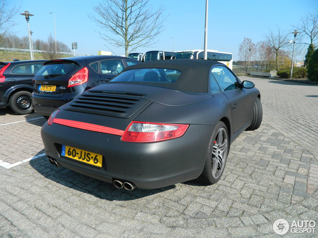 Gespot: matte kleuren deel 109