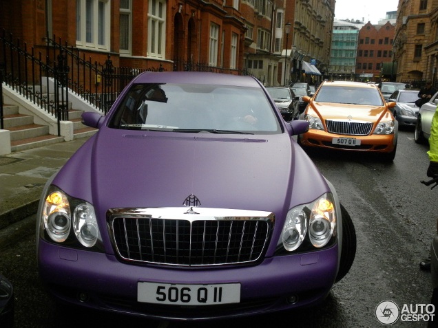 Spot van de dag: aparte kleuren op een Maybach