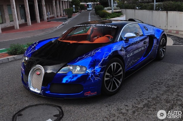 Gespot: Bugatti Veyron 16.4 Sang Noir met Camshaft wrap