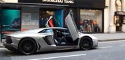 Angeben in einem Lamborghini Aventador LP700-4!