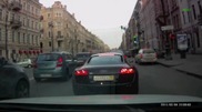 Видео: Неадекватный водитель на Audi R8 атакует Mazda