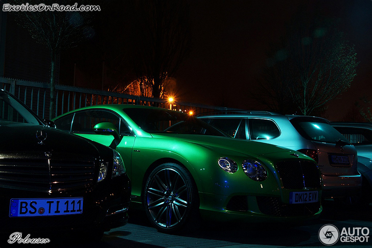De kleur Apple Green staat heerlijk op de Bentley Continental GT Speed