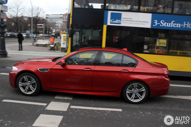Very rare in red: BMW M5 F10