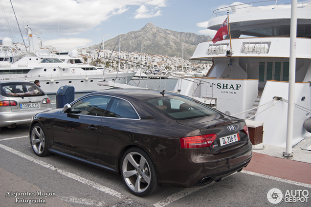 Gespotte Audi RS5 in Marbella is erg bruin