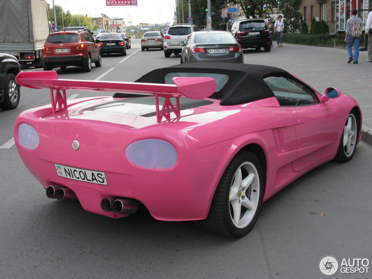 Sbarro GT8 is het toppunt van wansmaak?