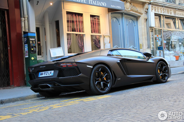 Gespot voor de Aventador-liefhebber: matte kleuren deel 152