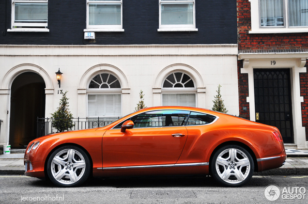 Een troonswisseling special: oranje auto's op Autogespot!