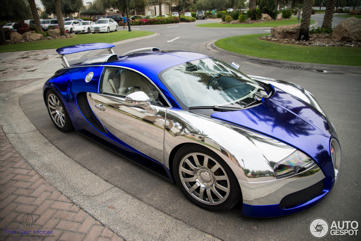 Beautiful Bugatti Veyron spotted in Dubai