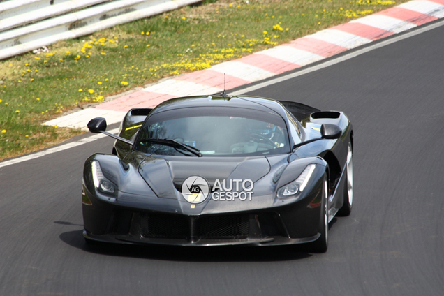 LaFerrari XX bestormt de ring?